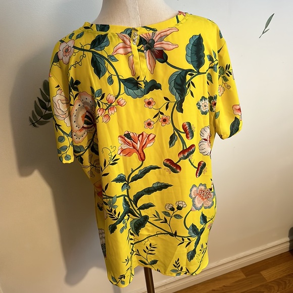 Loft High-Lo Blouse - Picture 3 of 4